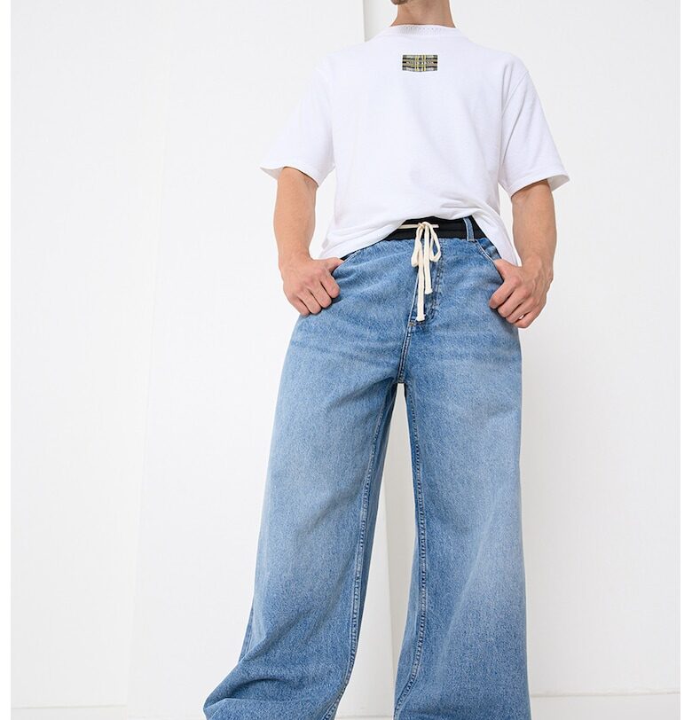 Разкроени дънки с връзка на талията HUGO