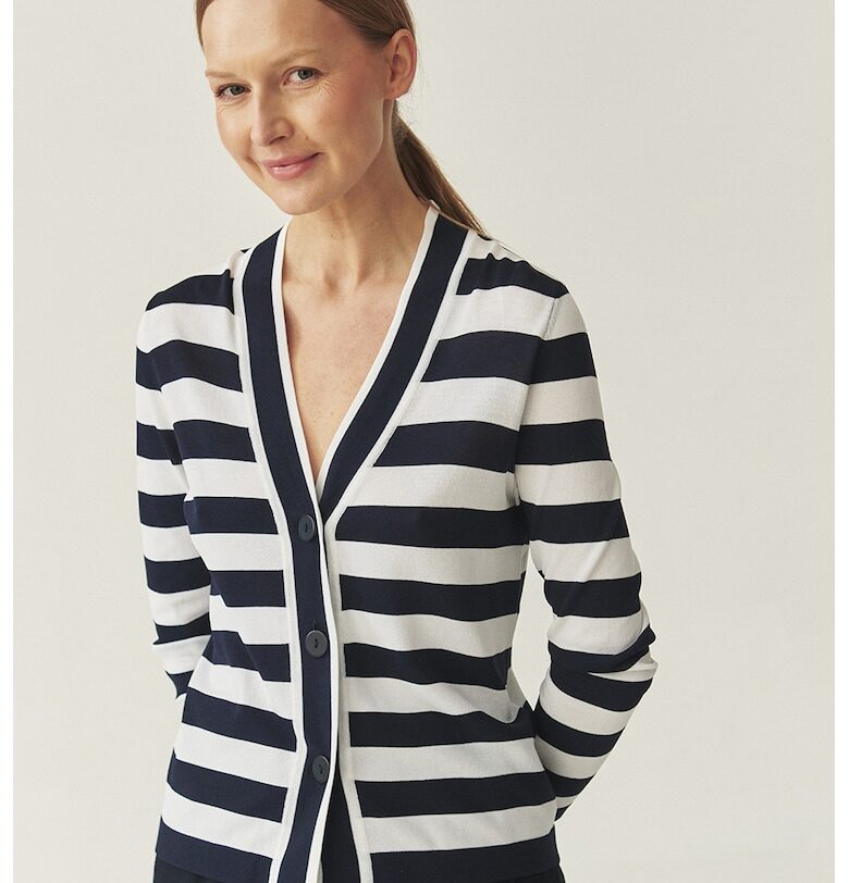 Раирана жилетка с шпиц Tatuum