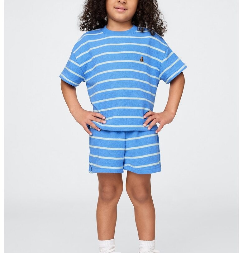 Раирана тениска и къс панталон - 2 части GAP