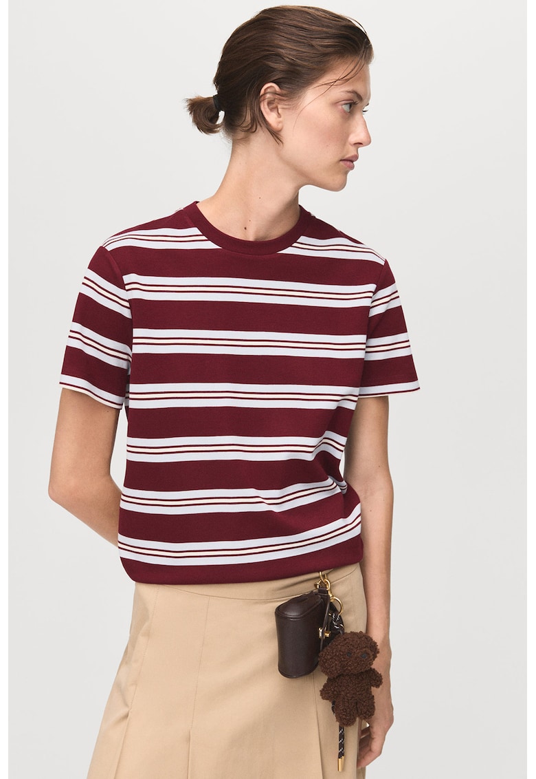 Раирана тениска с овално деколте Mango