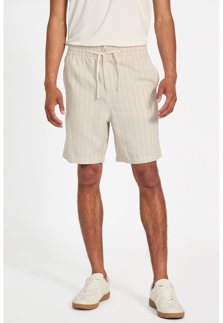 Раирани бермуди с регулируема талия GUESS