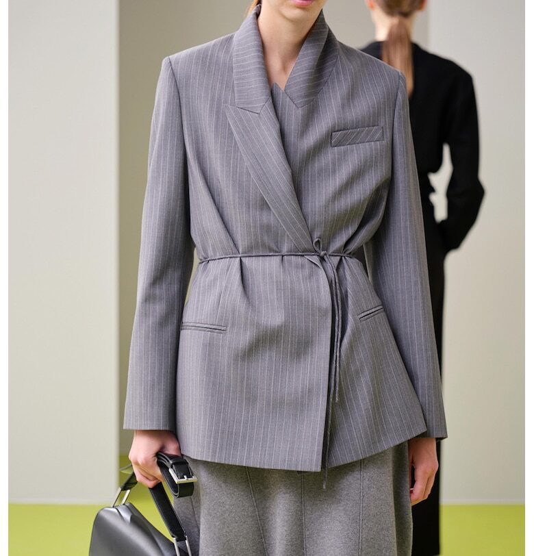 Раирано сако с вълна с остри ревери Ipekyol