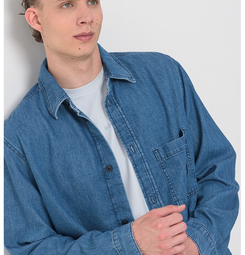 Риза от деним с джоб BOSS