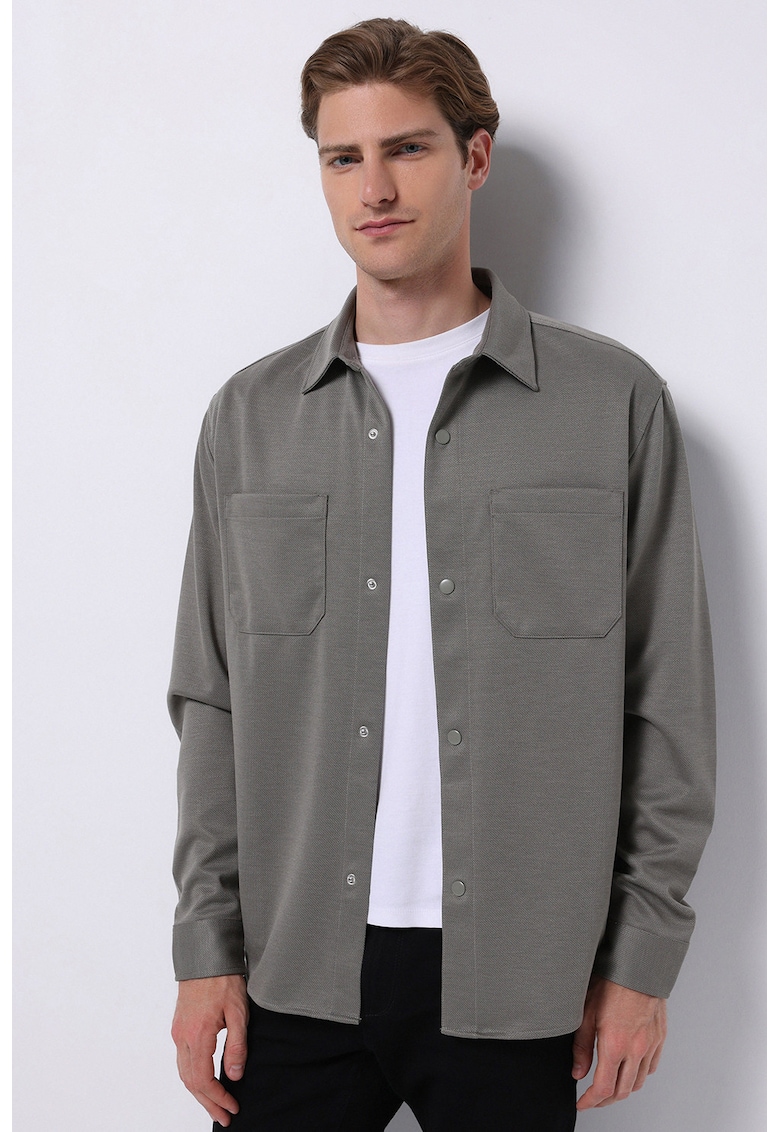 Риза с джобове на гърдите COLINS