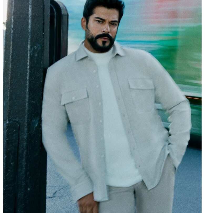 Риза с джобове с капаче ACCo