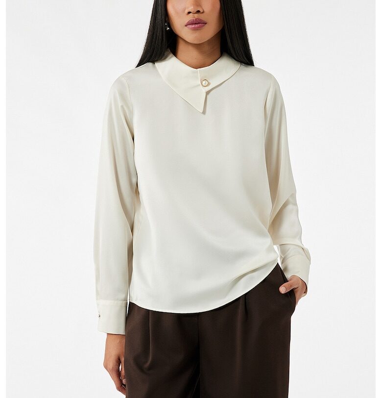 Сатинирана блуза с асиметрична яка KOTON