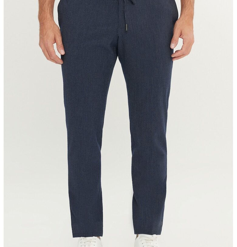 Свободен панталон с връзка ACCo