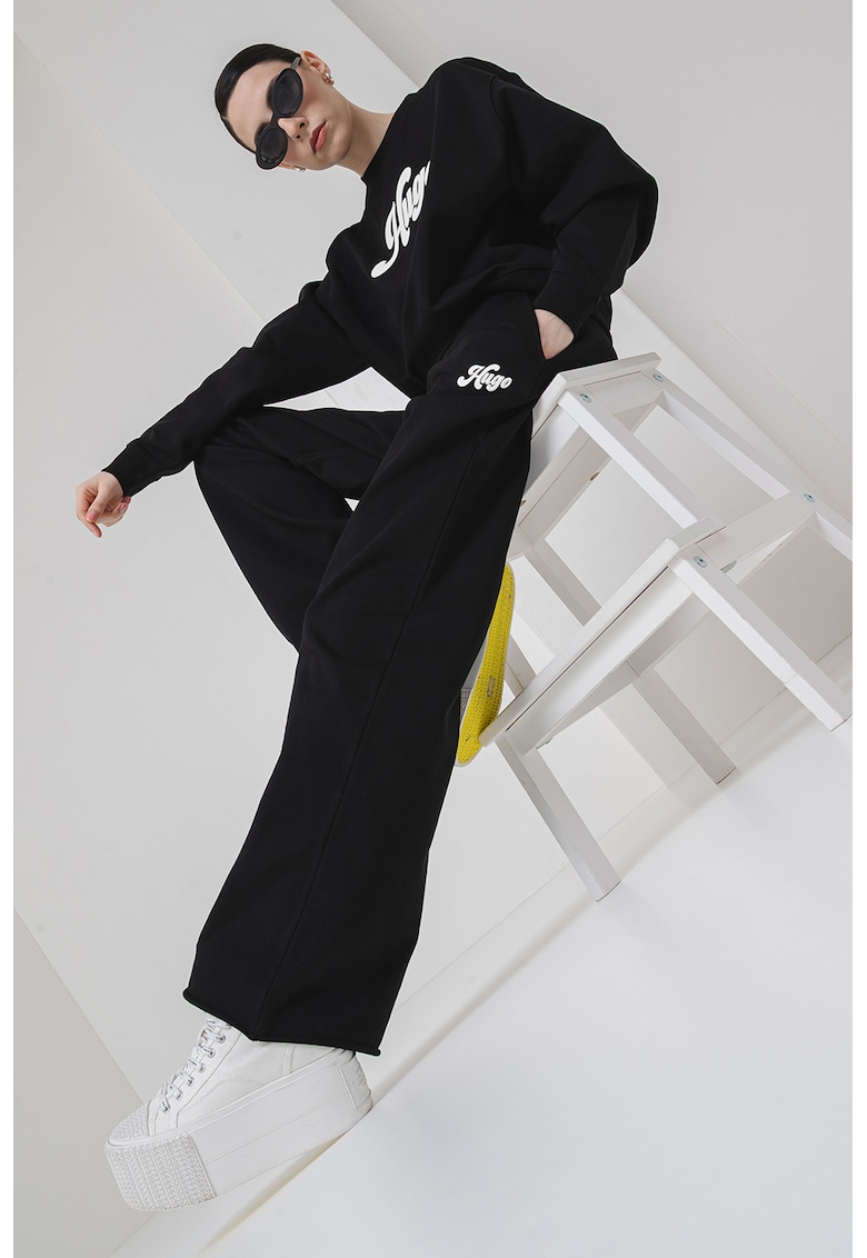 Свободен суитшърт с лого HUGO