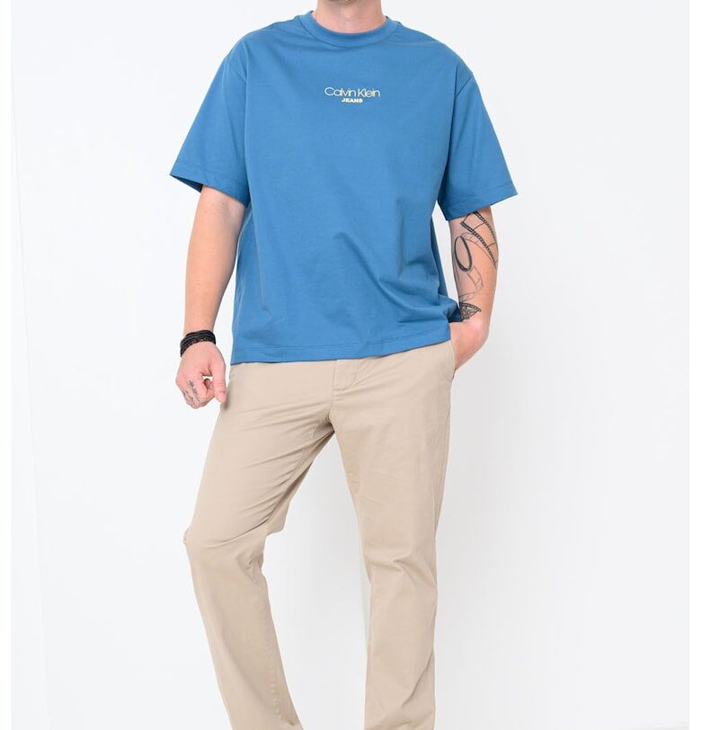 Свободна тениска с лого CALVIN KLEIN JEANS