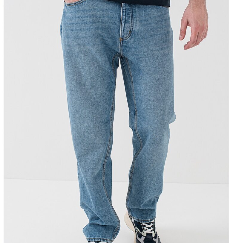 Свободни дънки HUGO