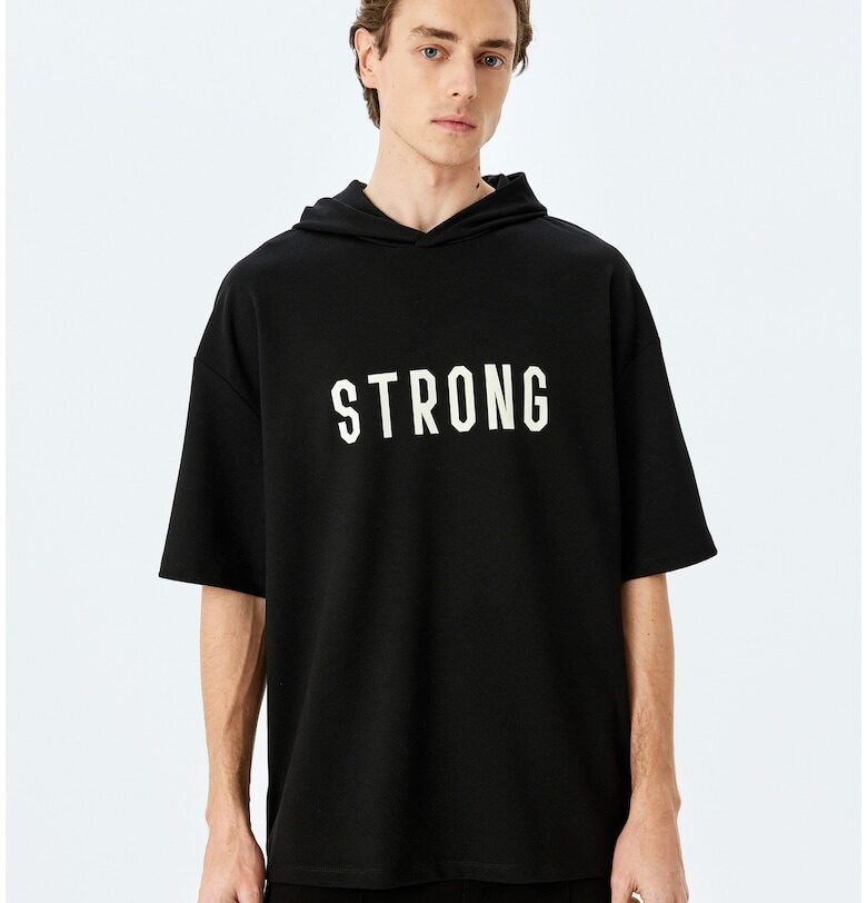 Свободно худи с къси ръкави и надпис KOTON