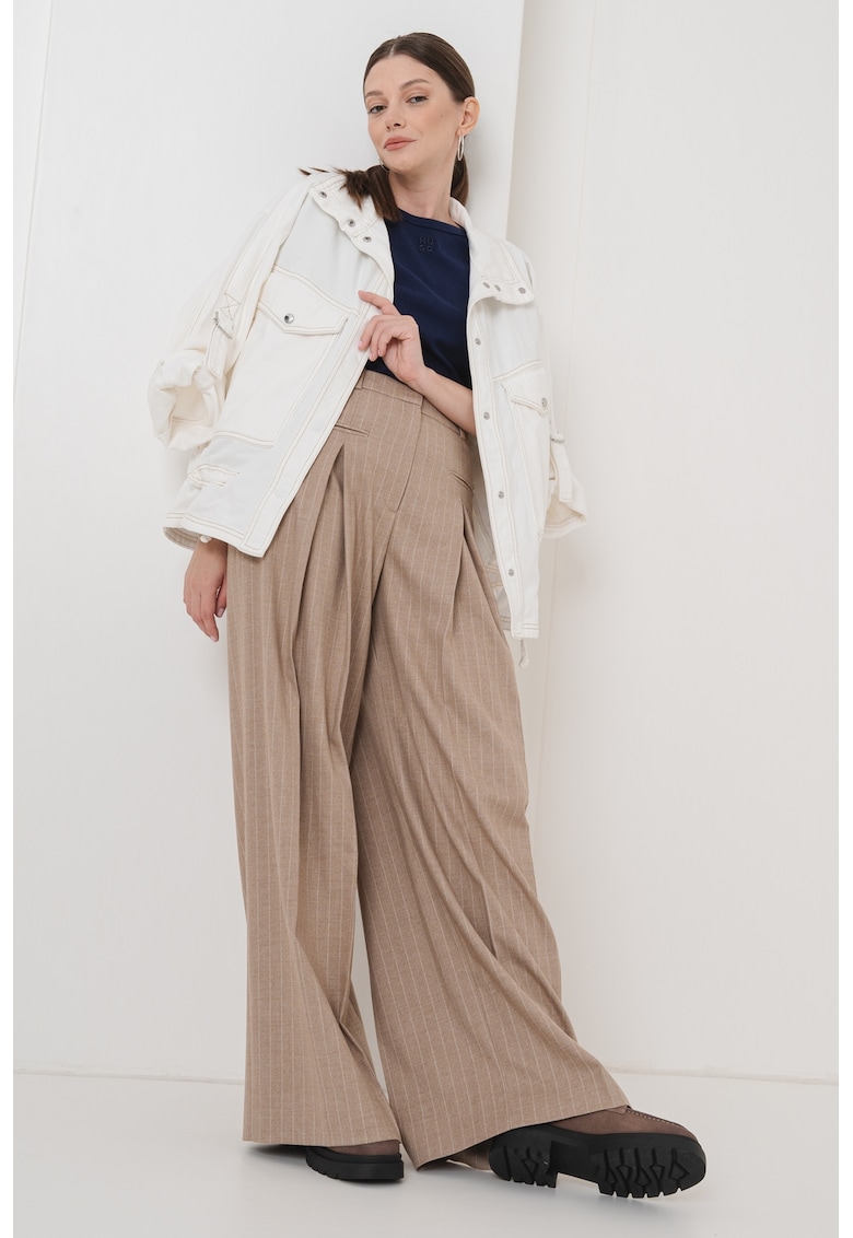 Свободно яке с джобове с капачета BOSS