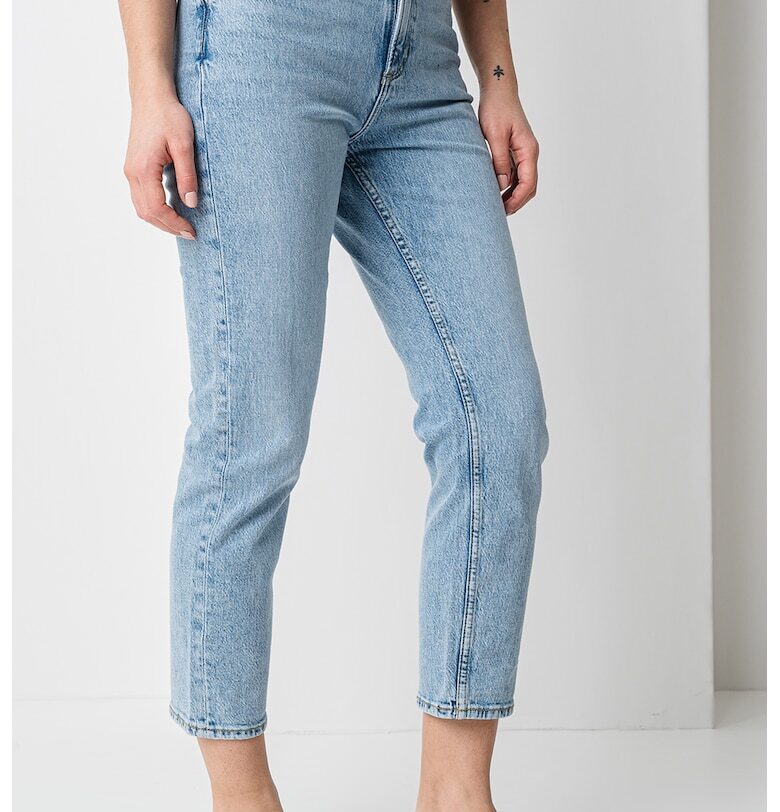 Скъсени дънки с 5 джоба QS