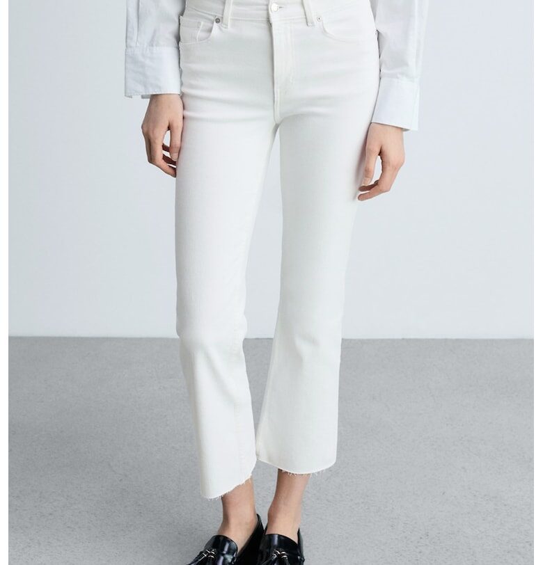 Скъсени дънки с висока талия Mango