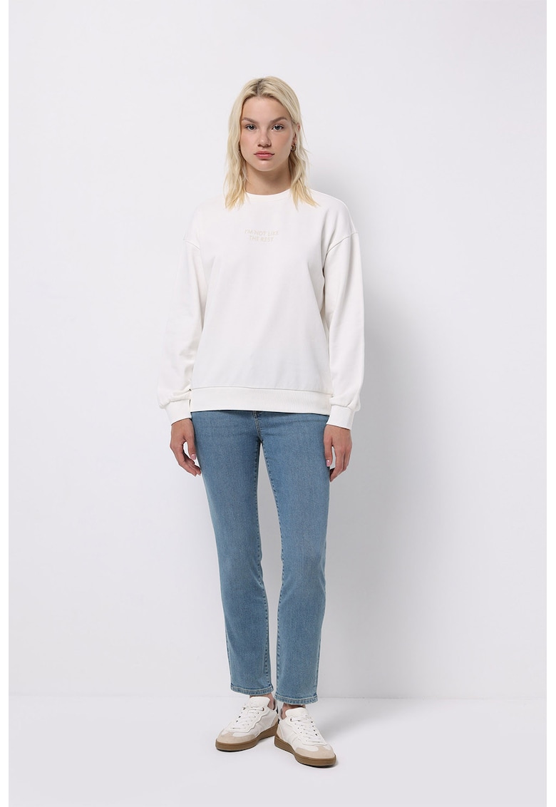 Скъсени слим дънки със средна талия COLINS