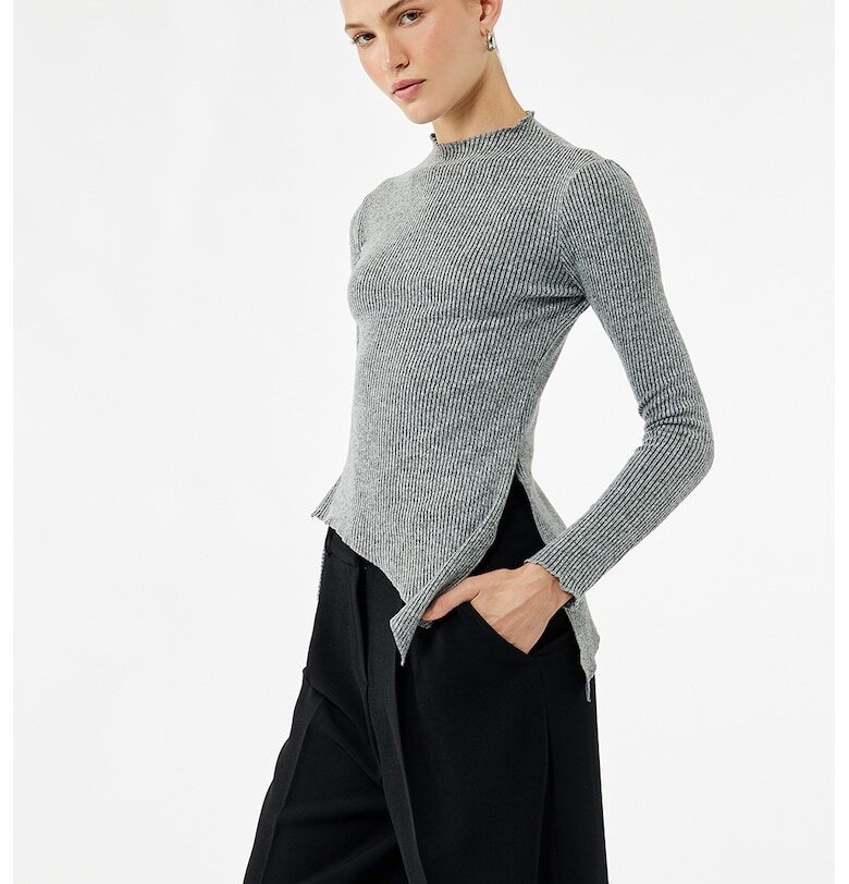 Слим блуза с овално деколте KOTON