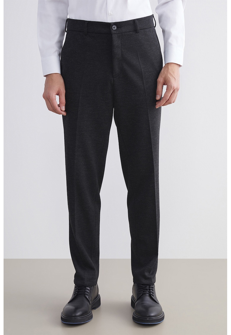 Слим панталон с вертикален ръб LC WAIKIKI