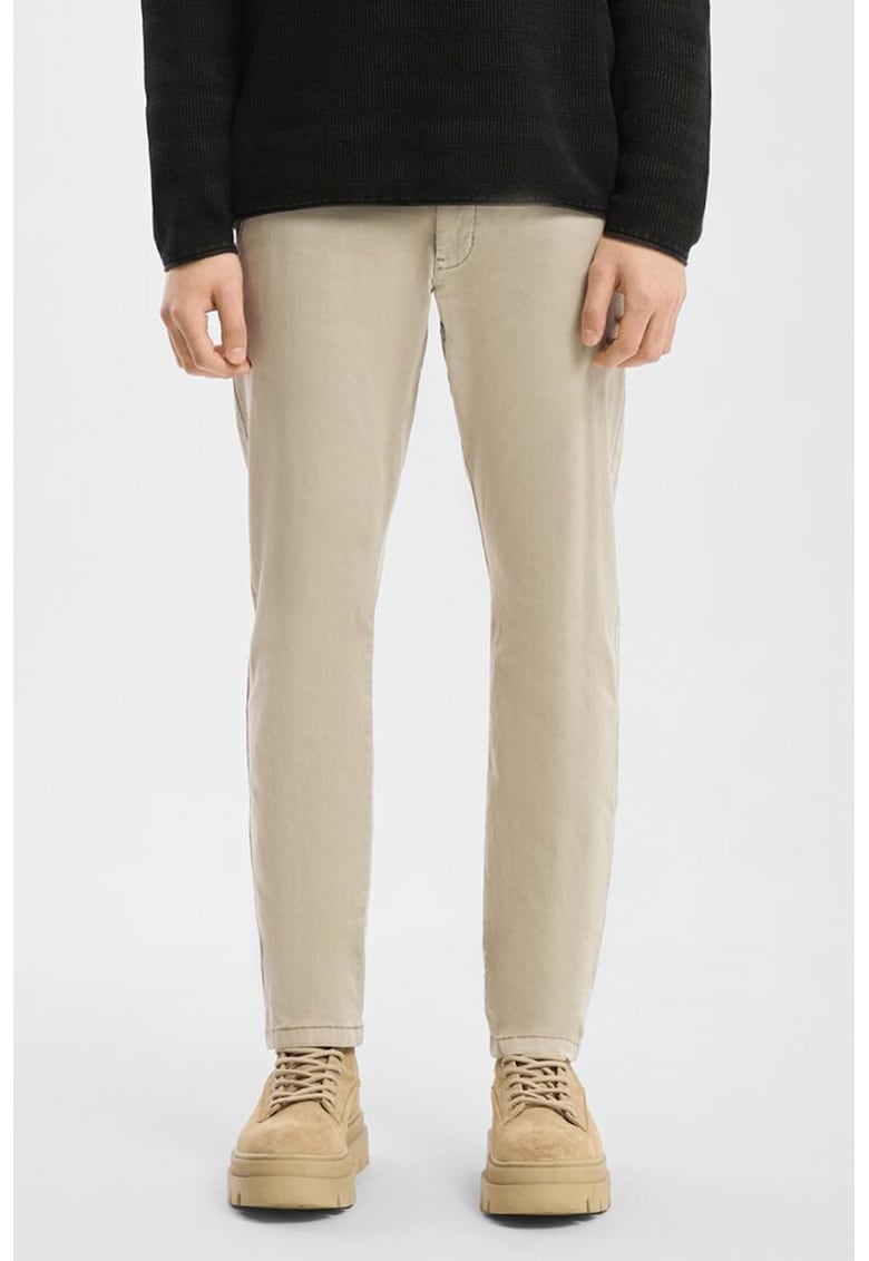 Слим панталон чино QS