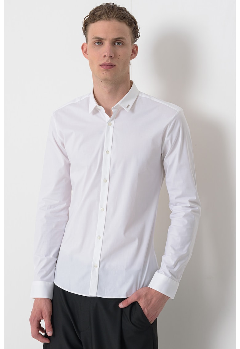 Слим риза Ero с остра яка HUGO