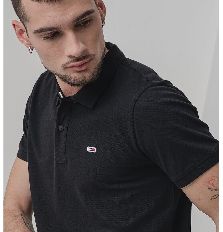 Слим тениска от пике с яка Tommy Jeans