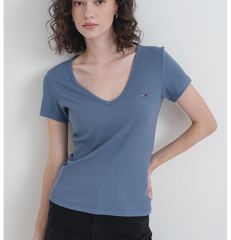 Слим тениска с шпиц Tommy Jeans