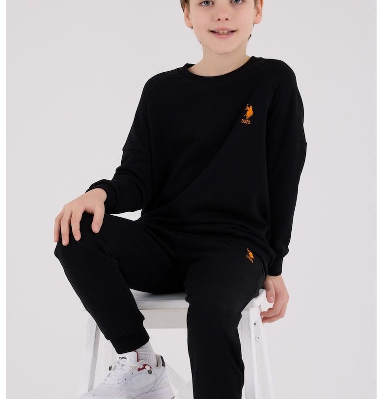 Спортен екип с лого US Polo Assn