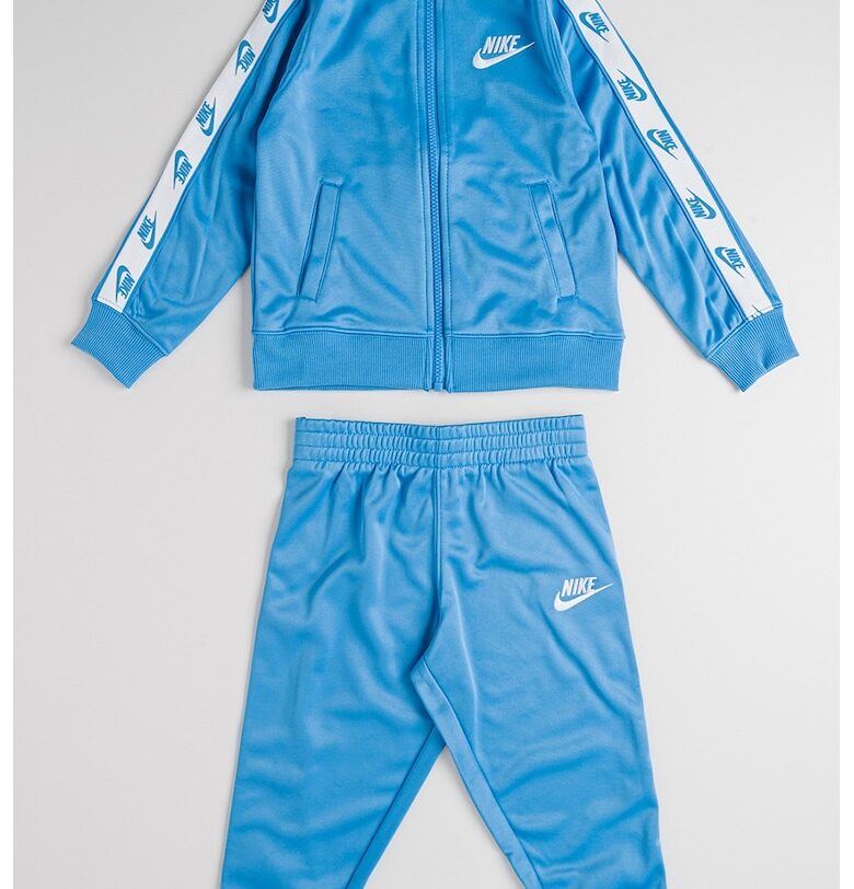 Спортен екип с цип и лого Nike