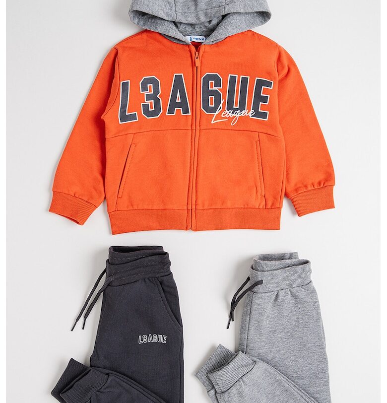 Спортен панталон с надписи и худи с цип - 3 части Mayoral