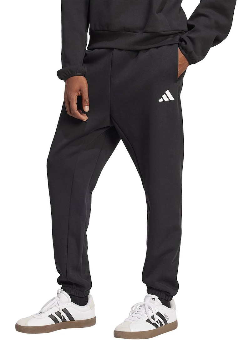 Спортен панталон със странични джобове adidas Sportswear