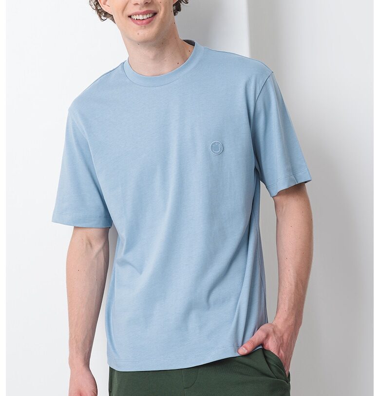 Стандартна тениска Niley с овално деколте HUGO