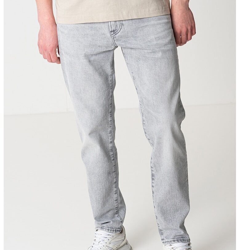 Стандартни дънки със средна талия BOSS