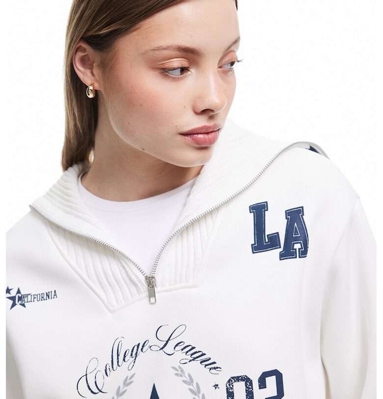 Суитшърт с къс цип KOTON