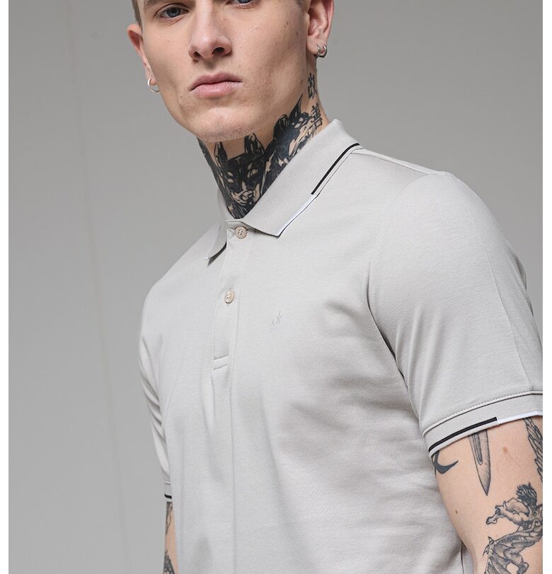 Тениска от органичен памук с яка CALVIN KLEIN