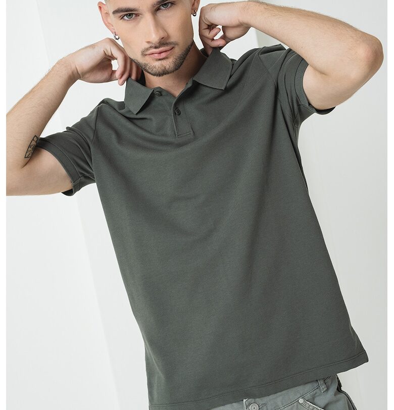 Тениска от памучно пике с яка CALVIN KLEIN JEANS