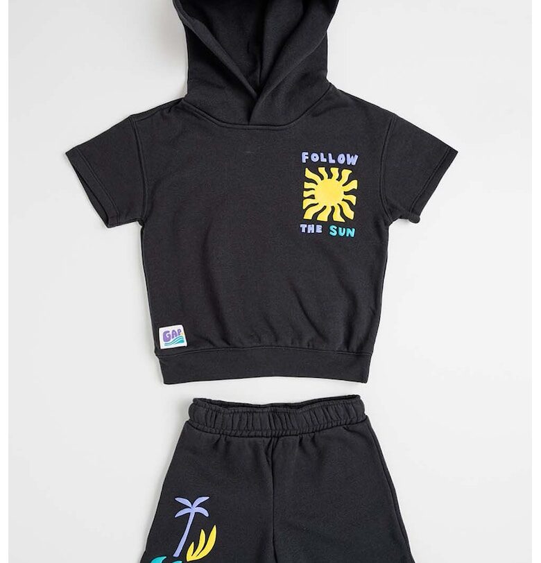 Тениска с качулка и шорти GAP