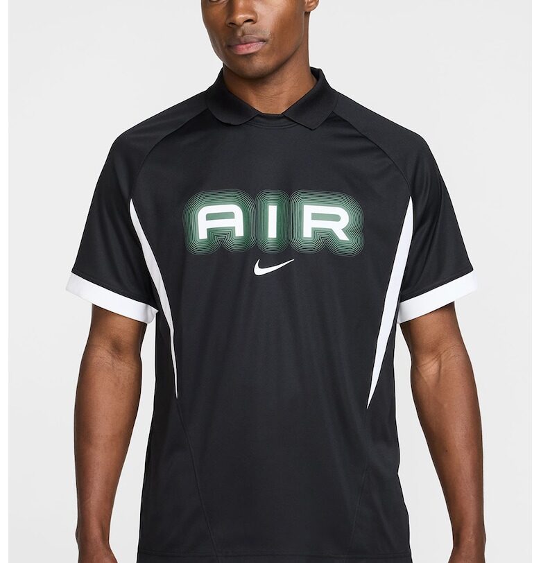 Тениска с лого Nike