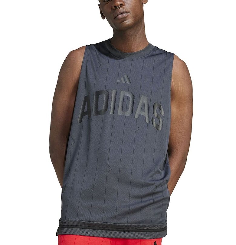 Тениска с лого adidas Sportswear