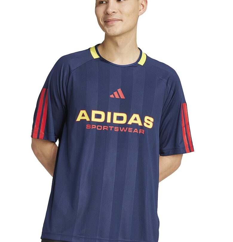 Тениска с лого adidas Sportswear