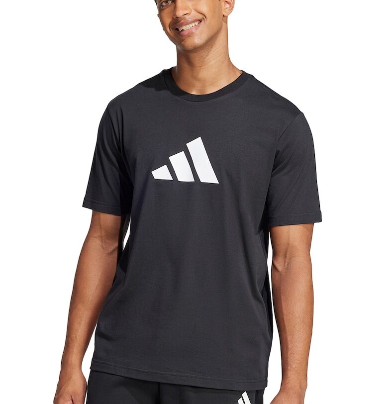 Тениска с лого adidas Sportswear