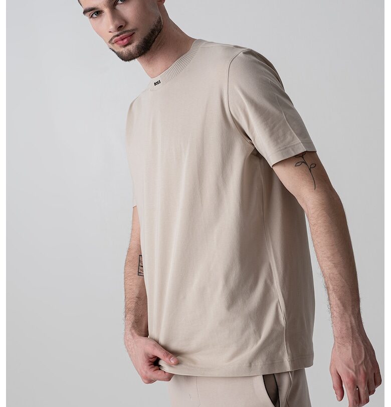 Тениска с овално деколте BOSS