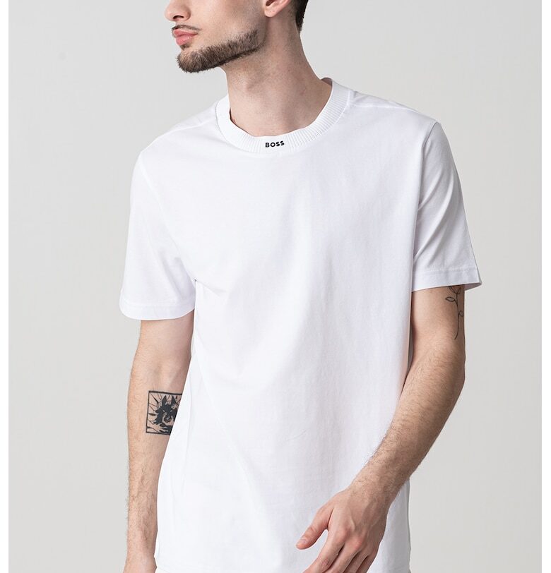 Тениска с овално деколте BOSS