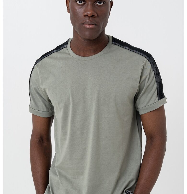 Тениска с овално деколте EA7