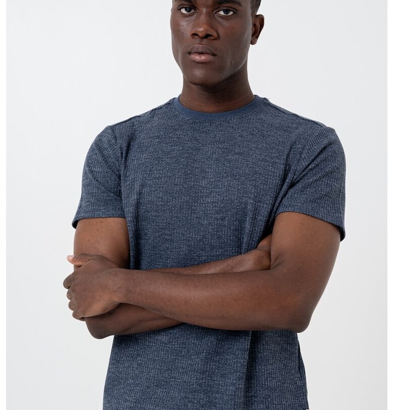 Тениска с овално деколте GUESS