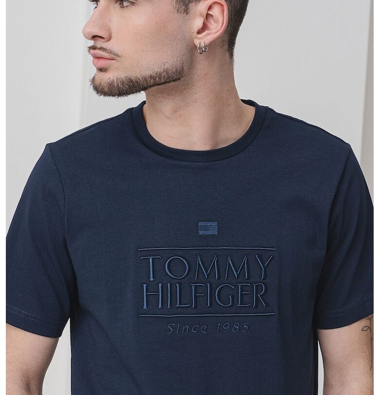 Тениска с овално деколте Tommy Hilfiger