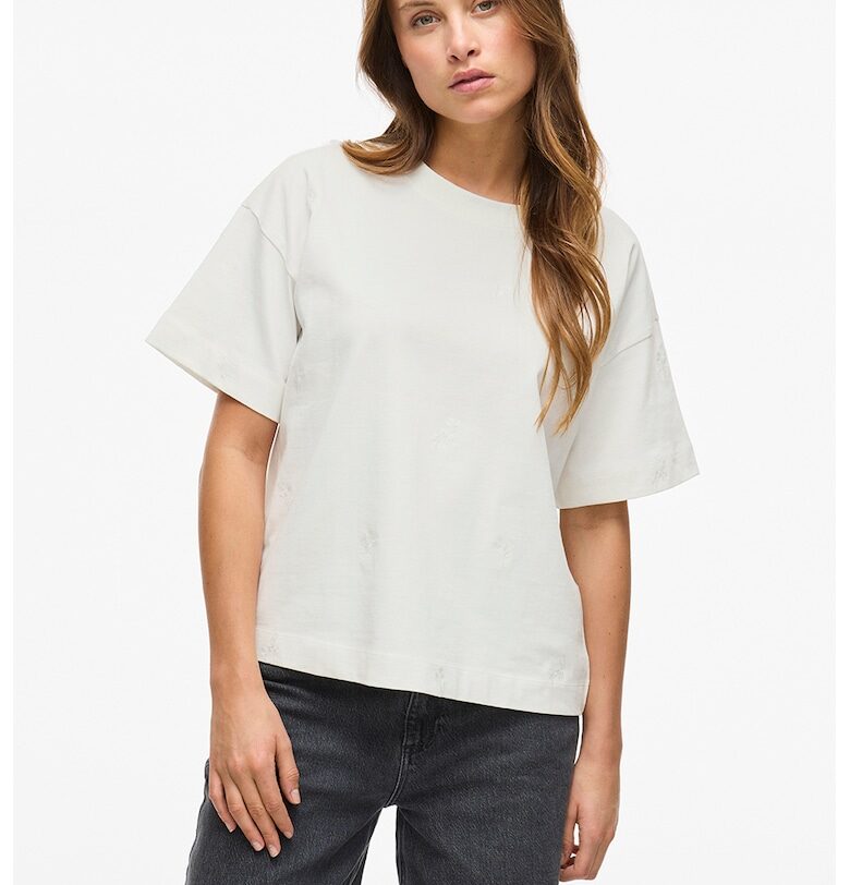 Тениска с овално деколте и бродирани цветя Vila