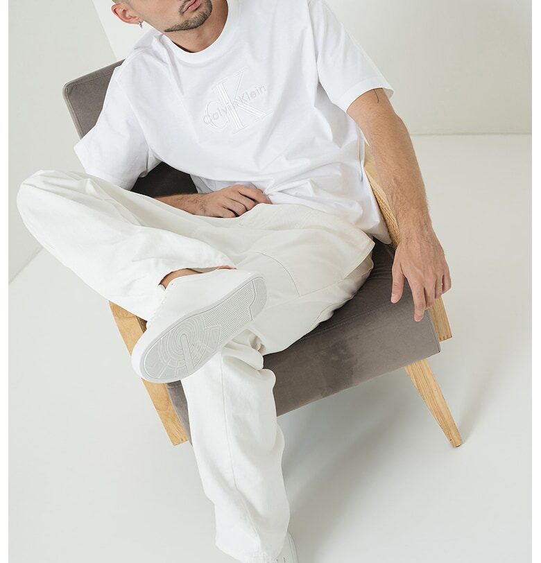 Тениска с овално деколте и лого CALVIN KLEIN JEANS