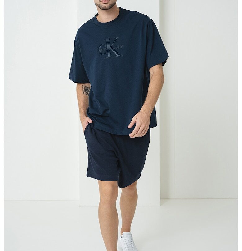 Тениска с овално деколте и лого CALVIN KLEIN JEANS