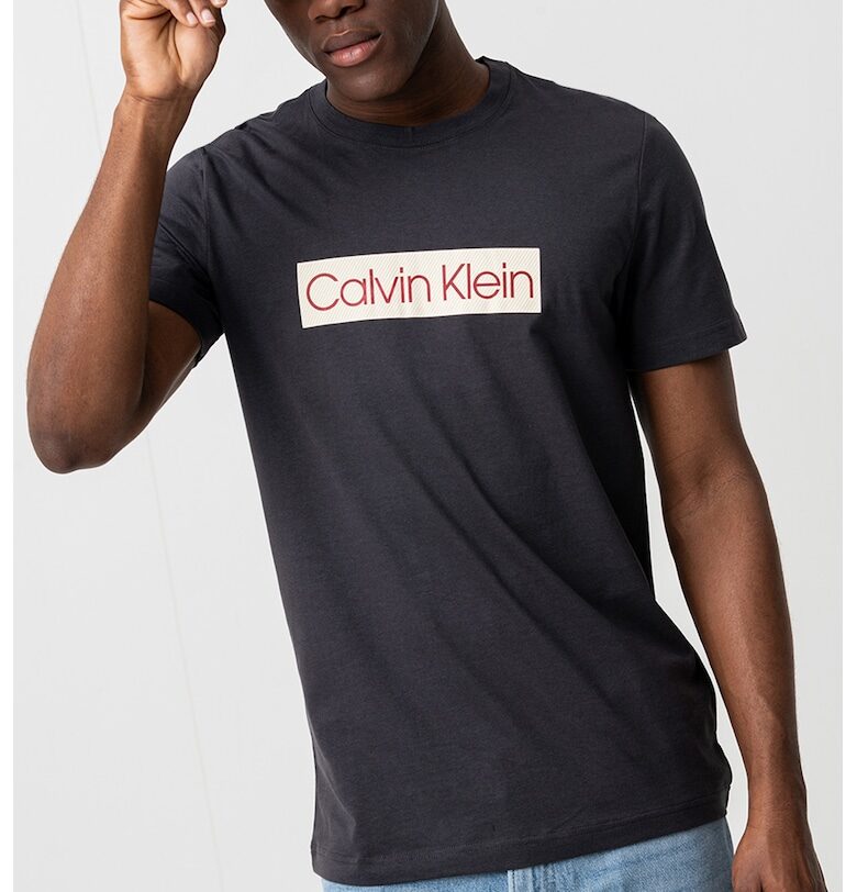 Тениска с овално деколте и лого CALVIN KLEIN JEANS