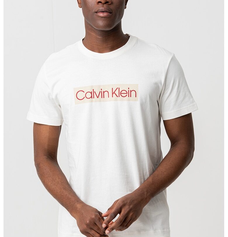 Тениска с овално деколте и лого CALVIN KLEIN JEANS