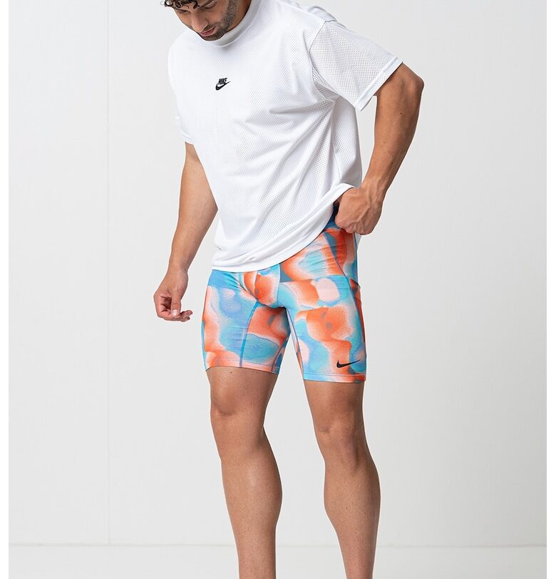 Тениска с овално деколте и лого Nike